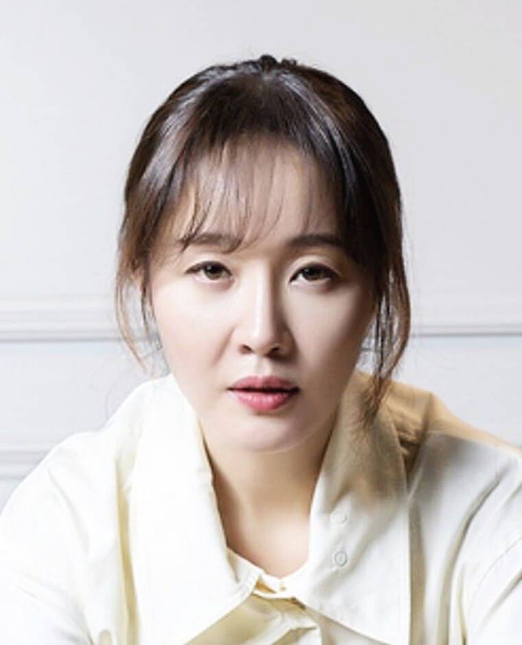 배우-엄지원