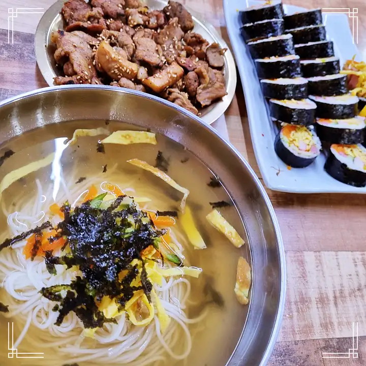 진심 가득 건강 담은 맛 대전 태평오거리 맛집 추천 생방송투데이 입맛 돋우는 새콤달콤 비빔국수 연탄구이 잔치국수 달걀 김밥 오늘방송 맛있GO 싸다GO