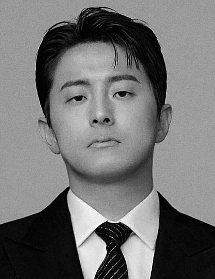 웹툰-작가-겸-방송인-기안84