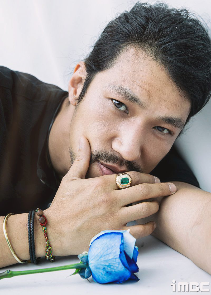 배우 김민의 과거 인터뷰와 출연작을 보여주는 추가 자료 이미지 41