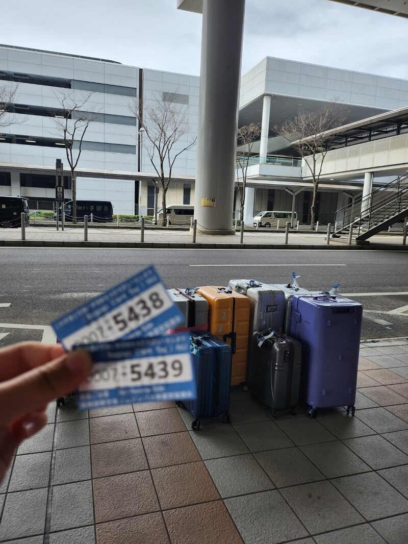 간사이공항 - 리무진버스 대기