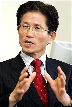 대선 후보 tv토론에서 이재명과 김문수 간 신뢰성 관련 발언