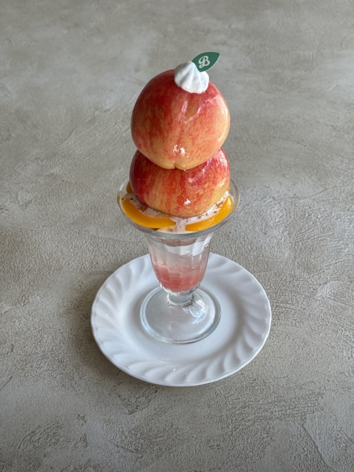 서교동 디저트 카페 베리블리스 솔직 후기, 인스타 인기 비밀은?