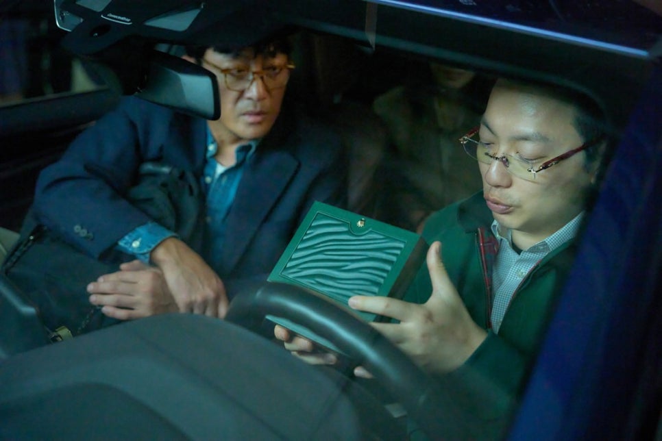 영화<로비> 하정우 감독의 귀환! 총정리 : 줄거리, 결말, 시사회, 무대인사, 평점, 쿠키 영상, OTT 정보까지