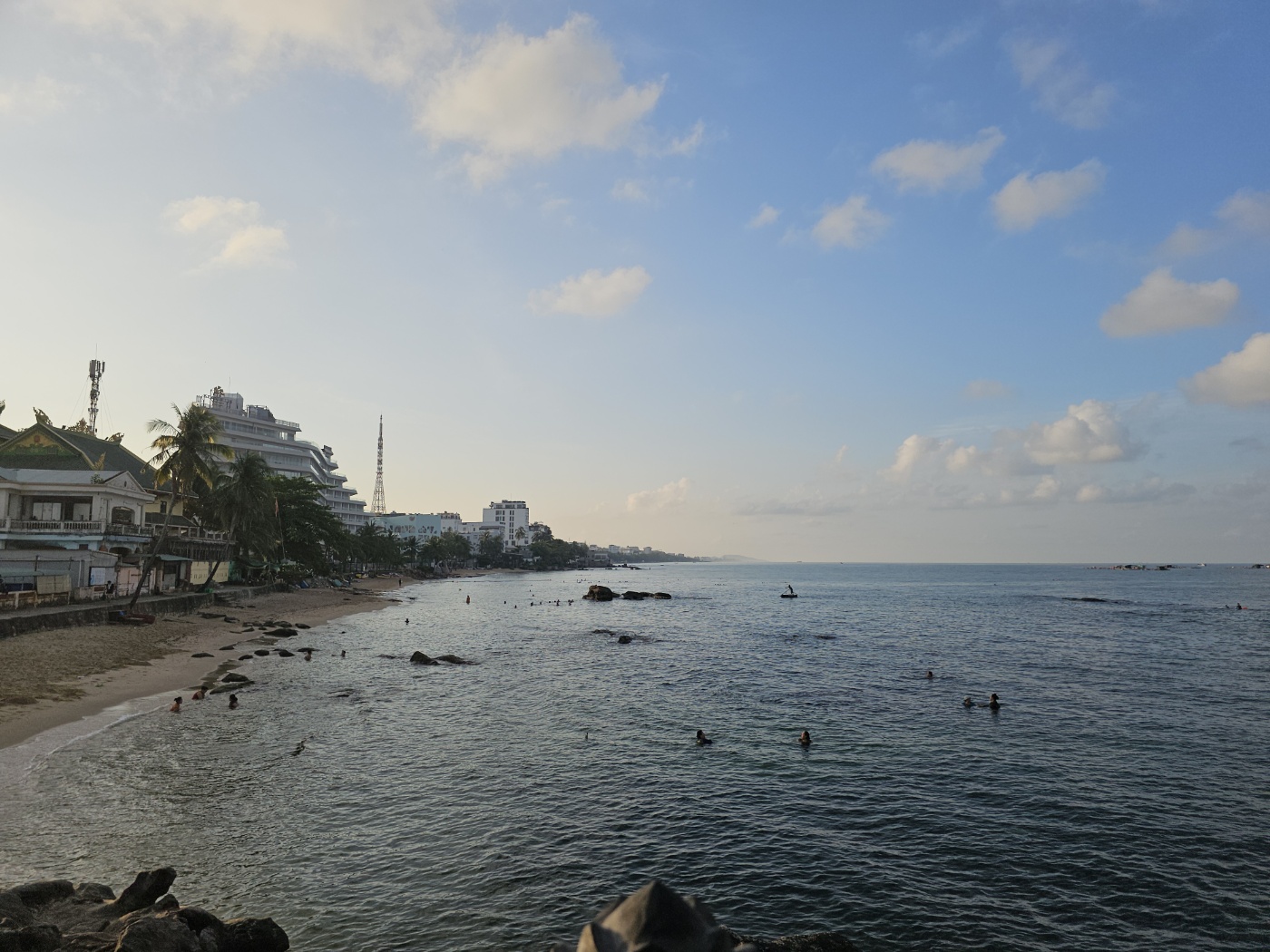 [25.3월] 푸꾸옥 #4&amp;#124;씨쉘 호텔 근처 아침 산책-딘까우 사원(Dinh Cau Temple)