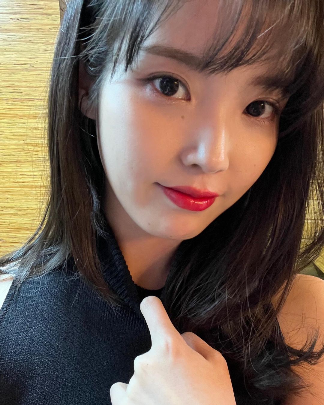 아이유
