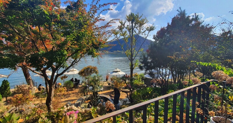 리버뷰-카페-대너리스