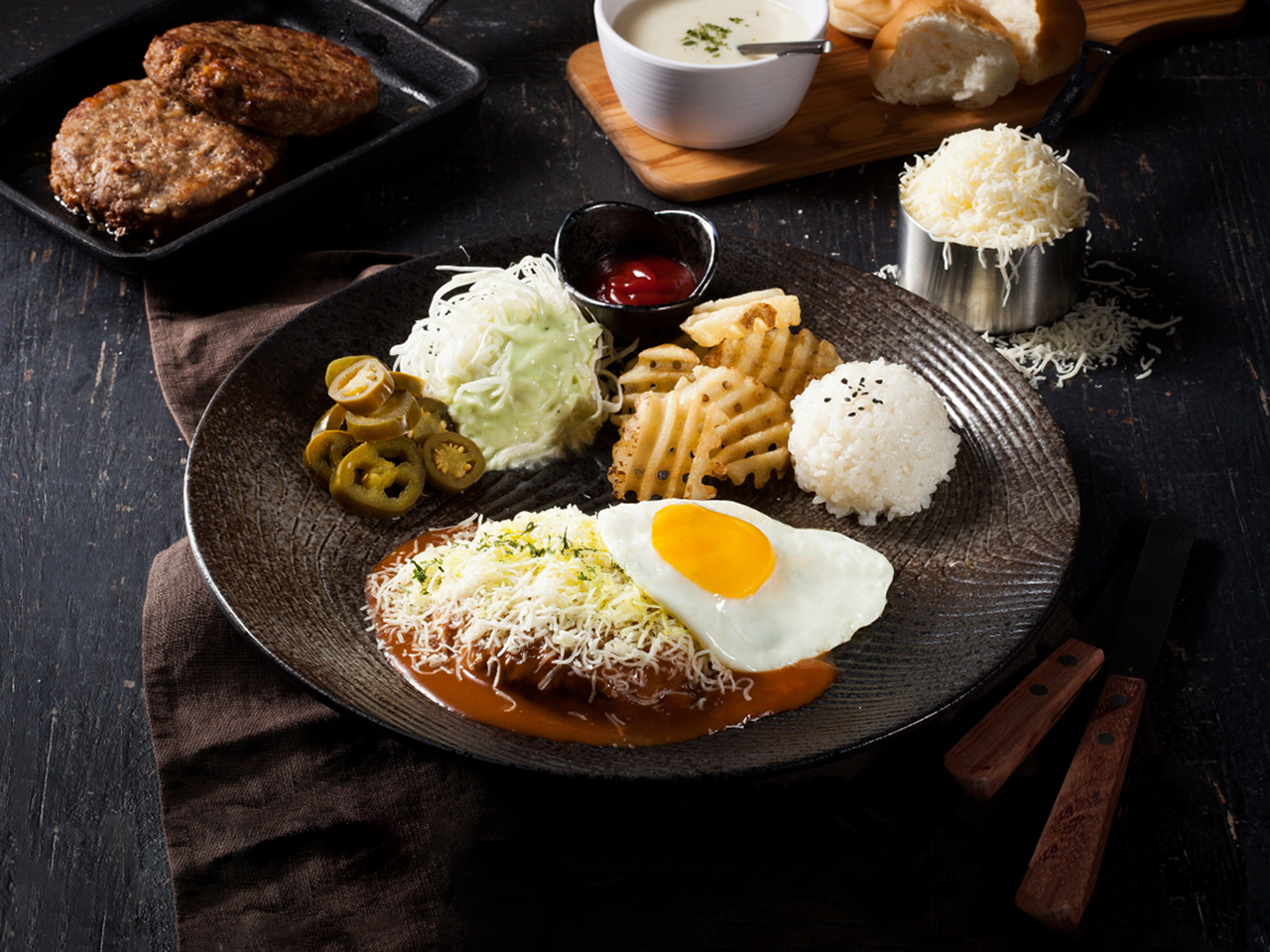 여의도 브라운돈까스 눈꽃치즈함박스테이크