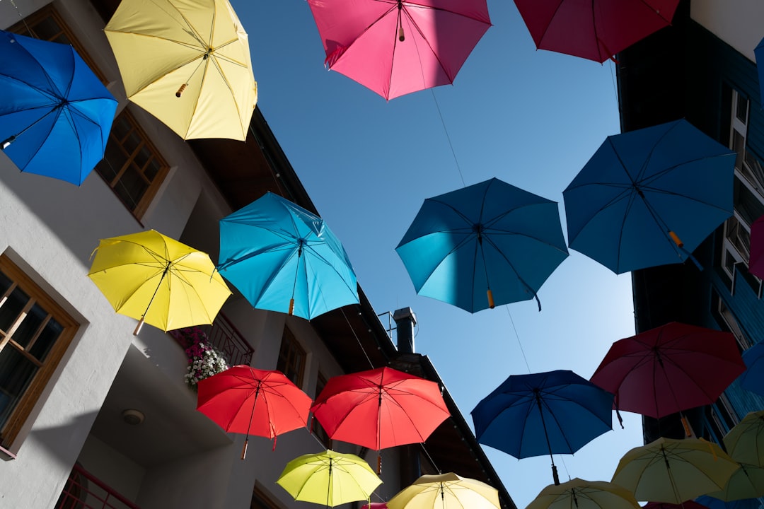 yellow umbrella