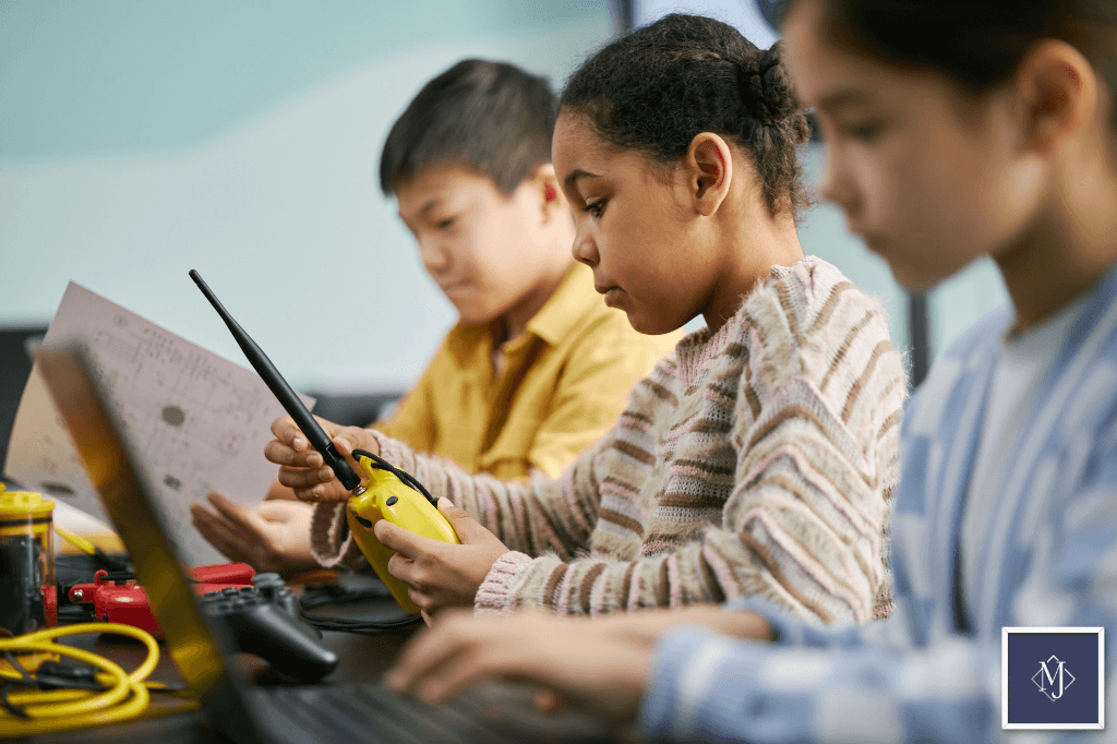 놀이와 배움을 통해 행복하게 성장하는 어린이의 모습