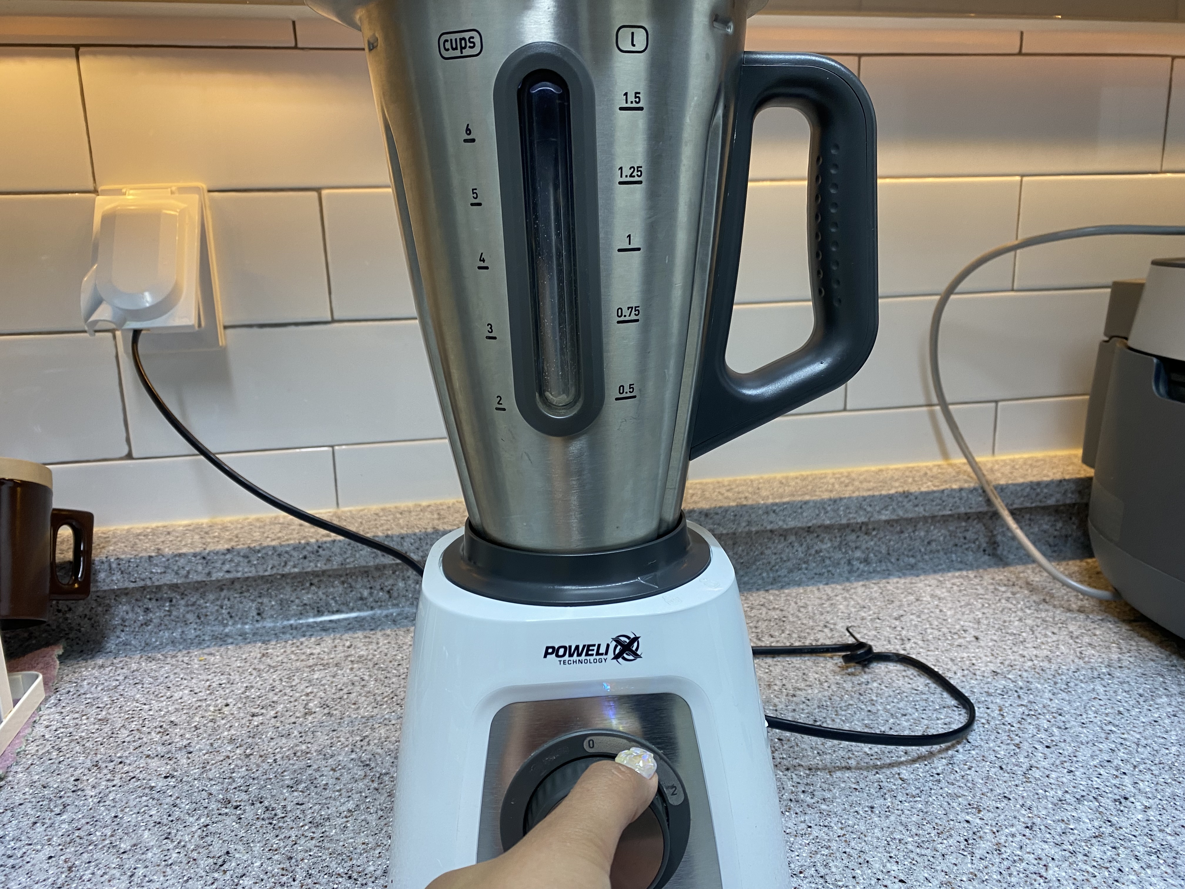 믹서기에 오트밀갈아주기