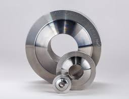 다양한 플랜지를 이용하고 적절한 사용이 중요하다