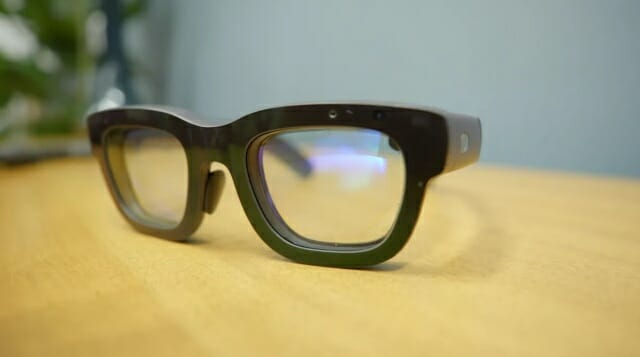 메타가 공개한 AR 안경 &lsquo;오라이언&rsquo;의 모습