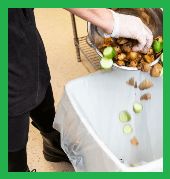 쓰레기통-버려지는-음식물