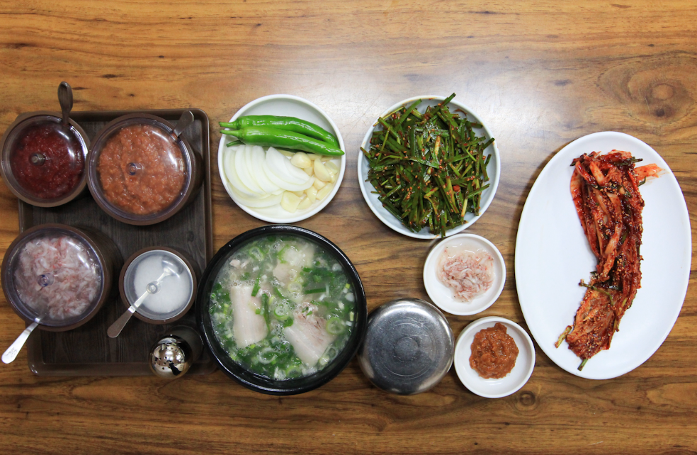 본전 돼지국밥 사진입니다.