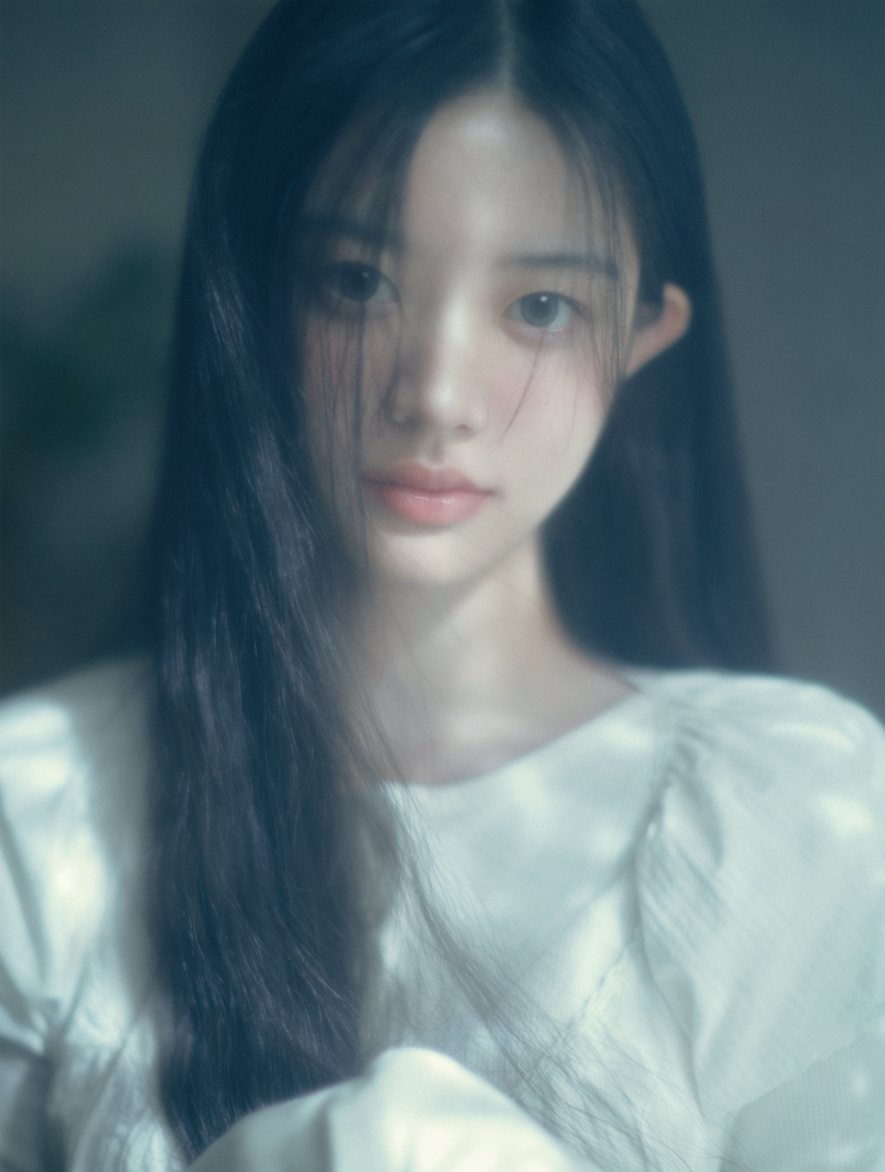 #ILLIT &lsquo;SUPER REAL ME&rsquo; Concept Photo (SUPER ME Ver.)