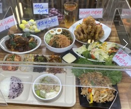 뷔페메뉴
