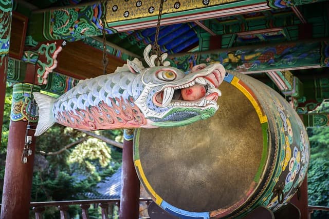 창녕 화왕산성과 관룡사까지 걷는 신라 역사 루트
