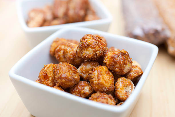 마카다미아 효능 및 부작용, 칼로리를 참고하세요.