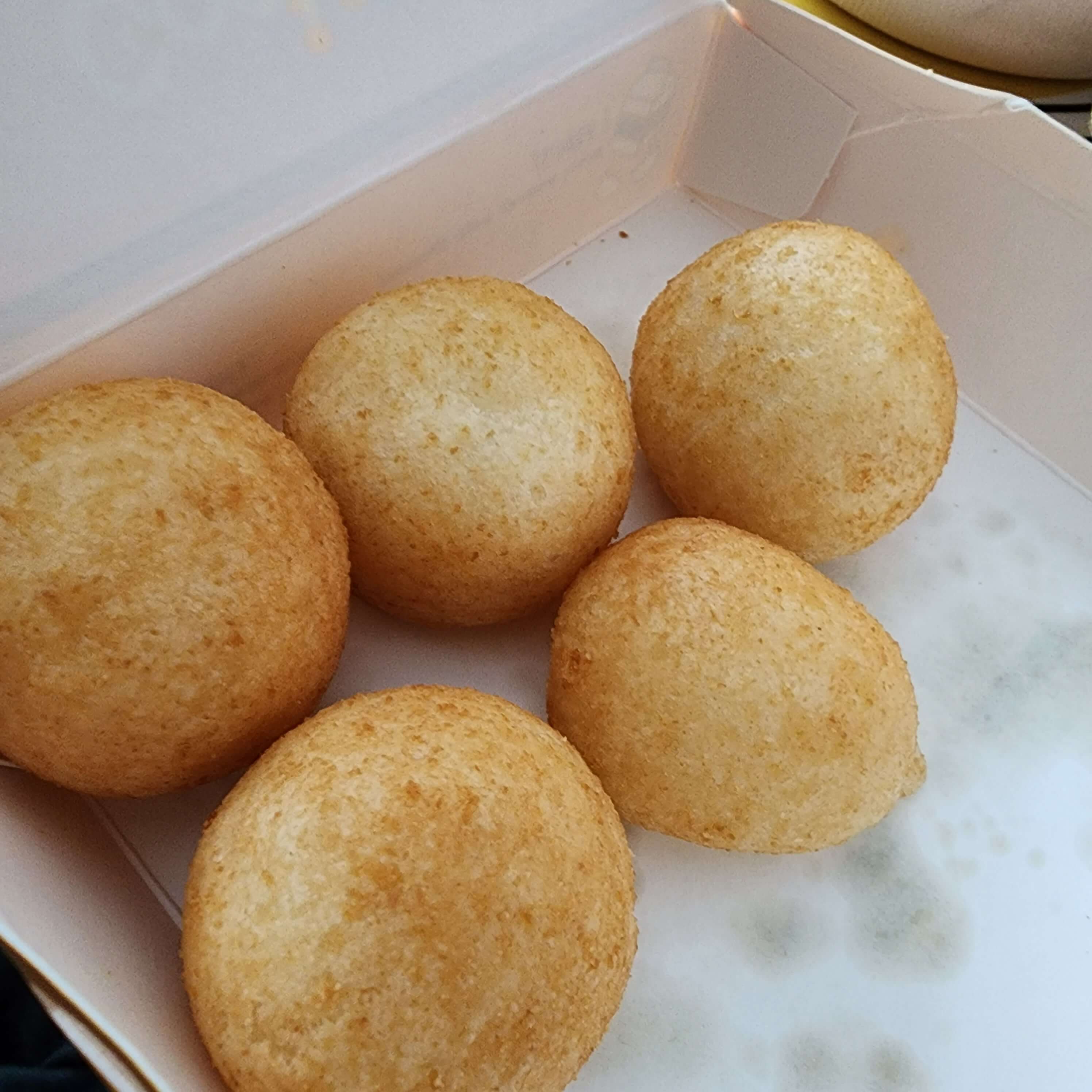 굽네치킨 모짜치즈볼