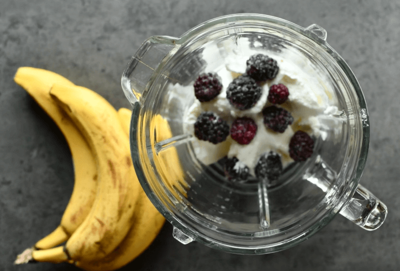 바나나 및 베리류 과일