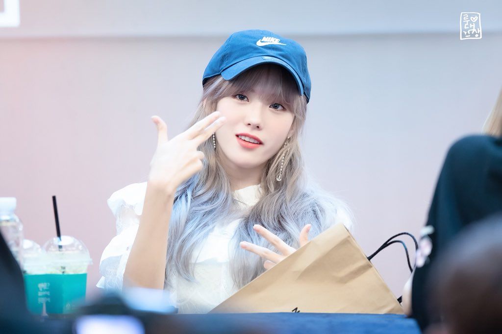 우주소녀 루다 인스타그램 사진 몸매