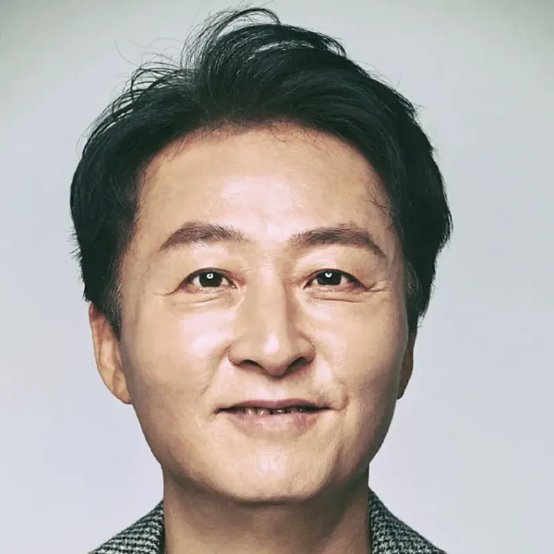 강남 비-사이드에서 최학구 역을 맡은 김종수