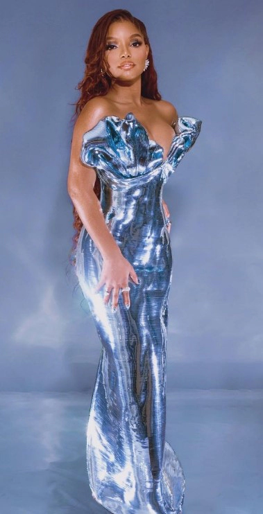 할리 베일리 프로필