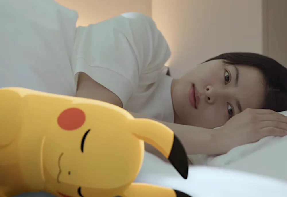 포켓몬 슬립을 켜고 자더라도 피카츄와 눈을 뜰 수는 없습니다.