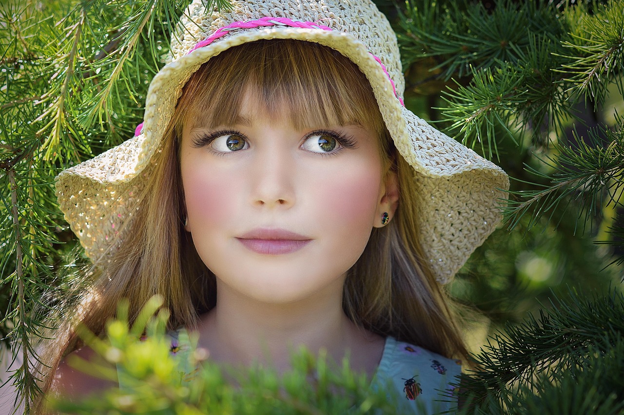 여성 자연속 인물 관련 사진