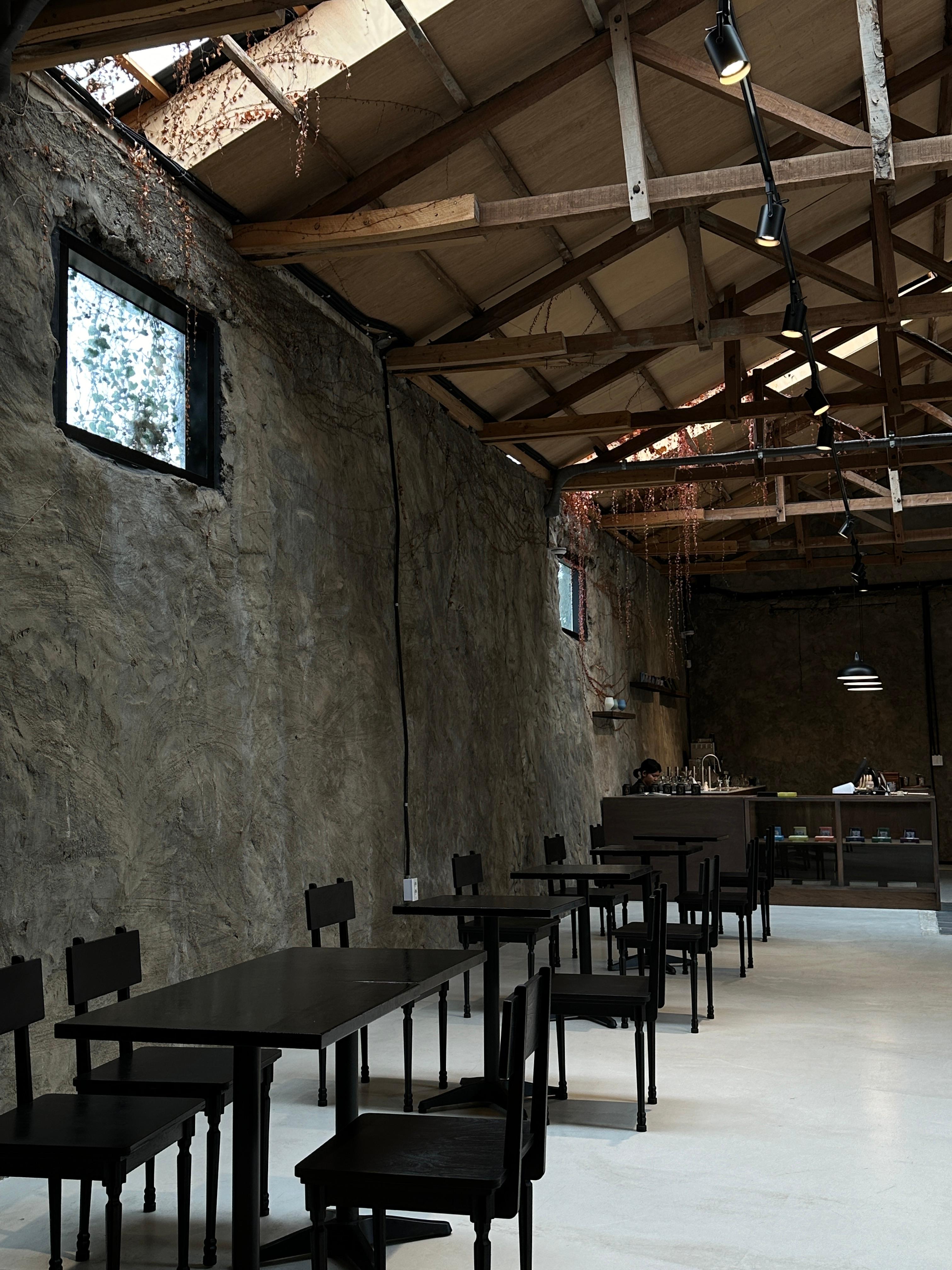 델픽 스톤하우스 내부2