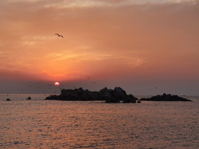 경주 문무대왕릉 해돋이