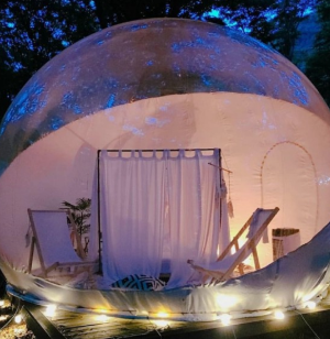 투명 돔 캠핑장