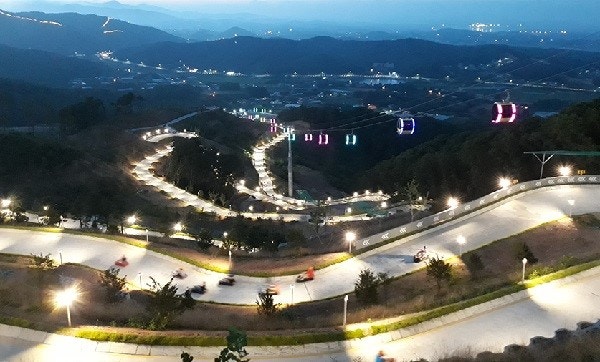 커플 로맨틱 여행지 BEST10｜야경&middot;포토존&middot;감성숙소로 완성하는 데이트 코스 관련 사진