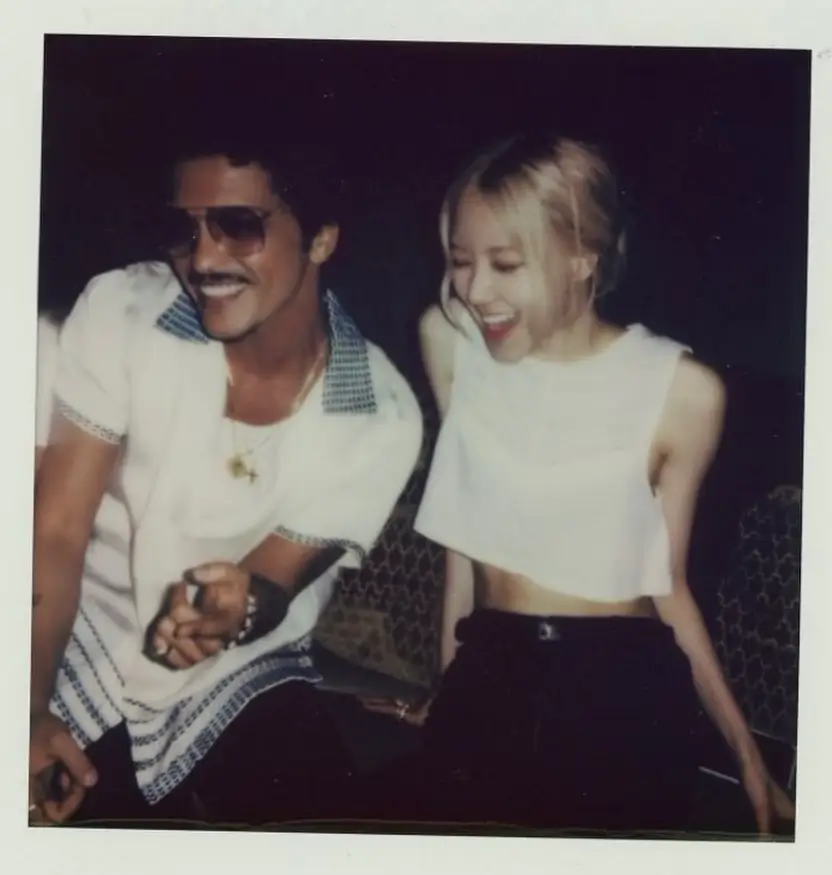 로제와 브루노 마스