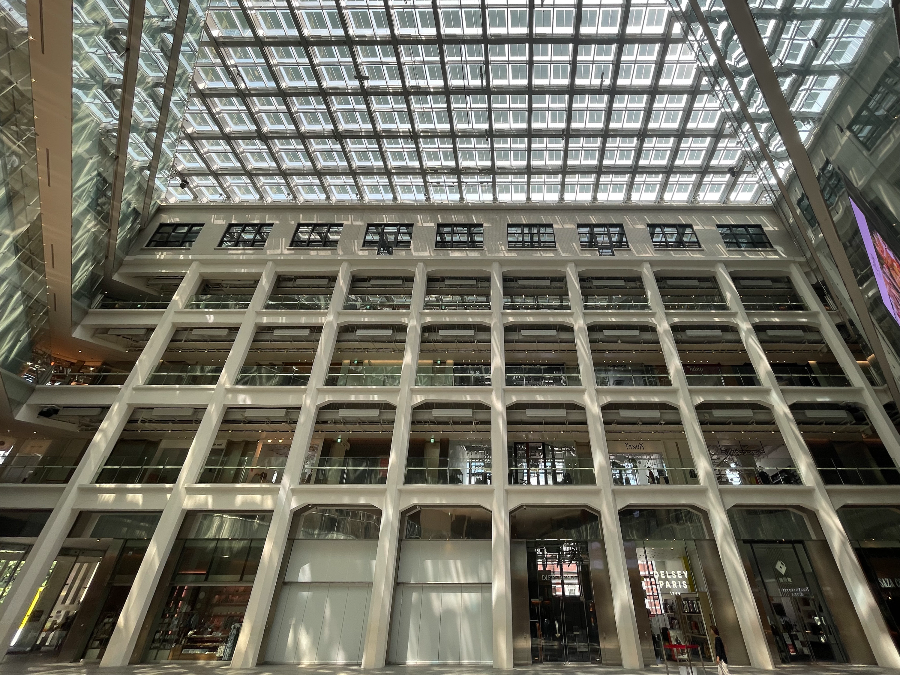 도쿄역 킷테 마루노우치 타워(구.도쿄 중앙 우체국) 내부