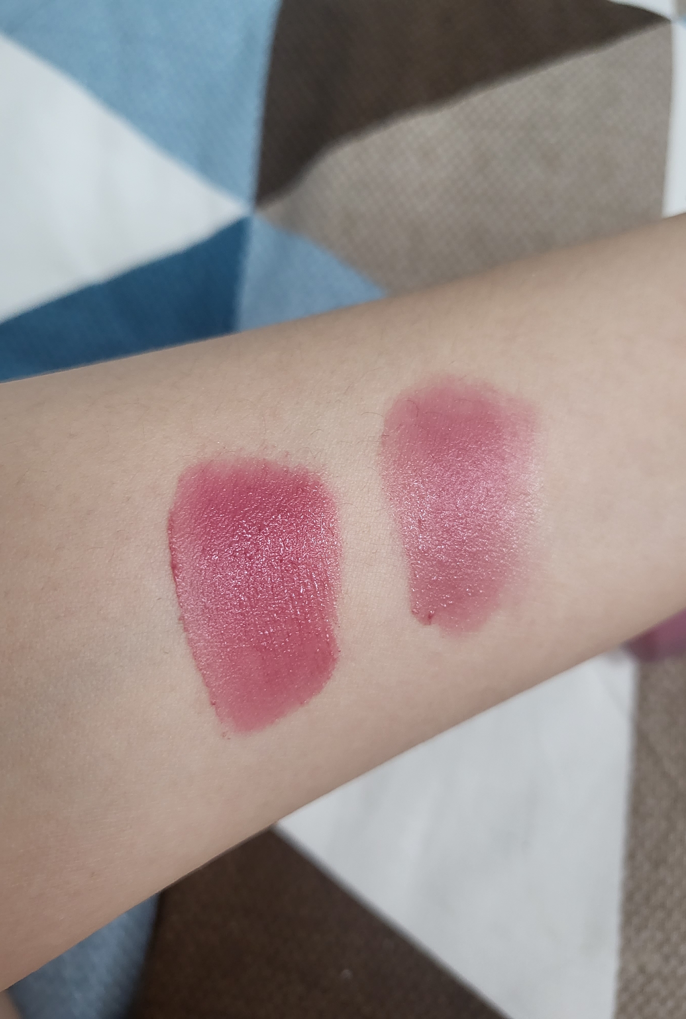 페리페라 잉크더에어리벨벳 물복피치와 페리페라 잉크더에어리벨벳 피치나는 솔로 발색샷