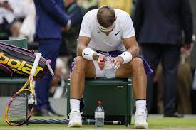 윔블던 대회에서 부상 당하고 기권한 라파엘나달