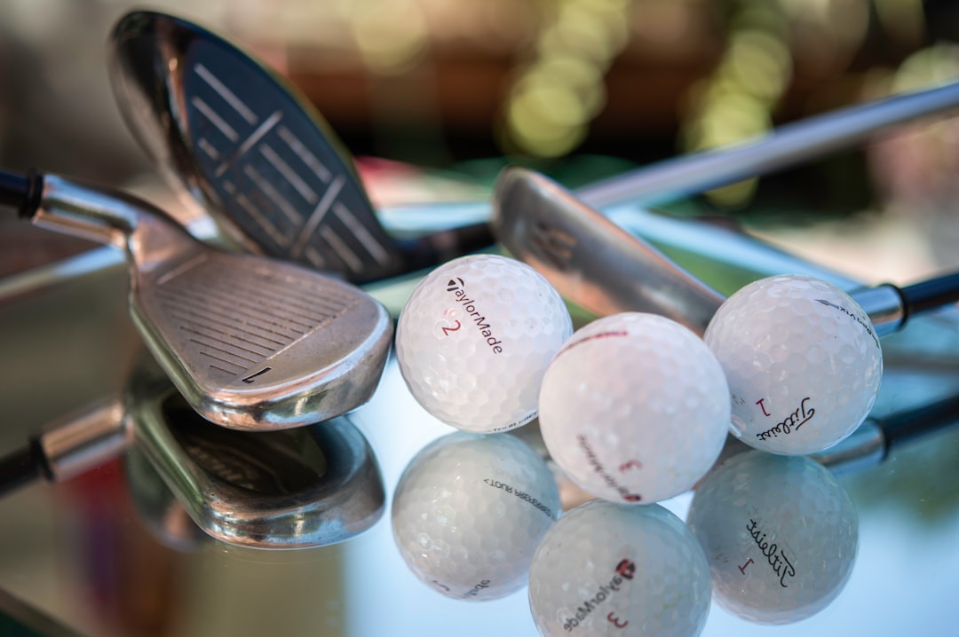 'Golf clubs'
