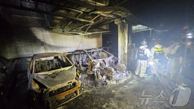 인천 청라 지하주차장 전기차 화재 사진 입니다.