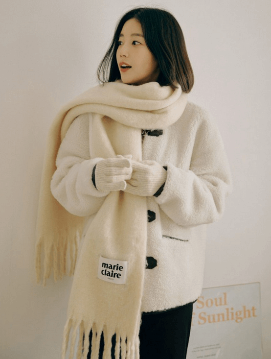 마리끌레르 솔리드 머플러 모델컷