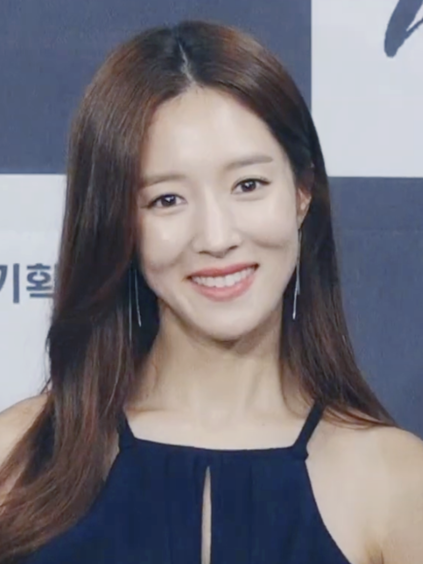 왕빛나 미모