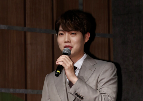 손태진 심수봉 가족관계