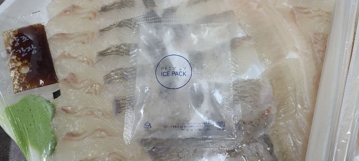 내돈내산 혼술 광어회 도다리회 저녁식사 작은아이스팩