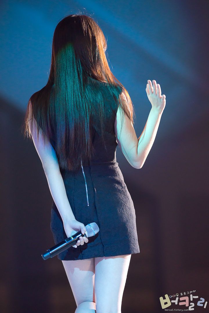 아이유 사진 모음 / 무대 코디 패션 / 일상 사복 패션
