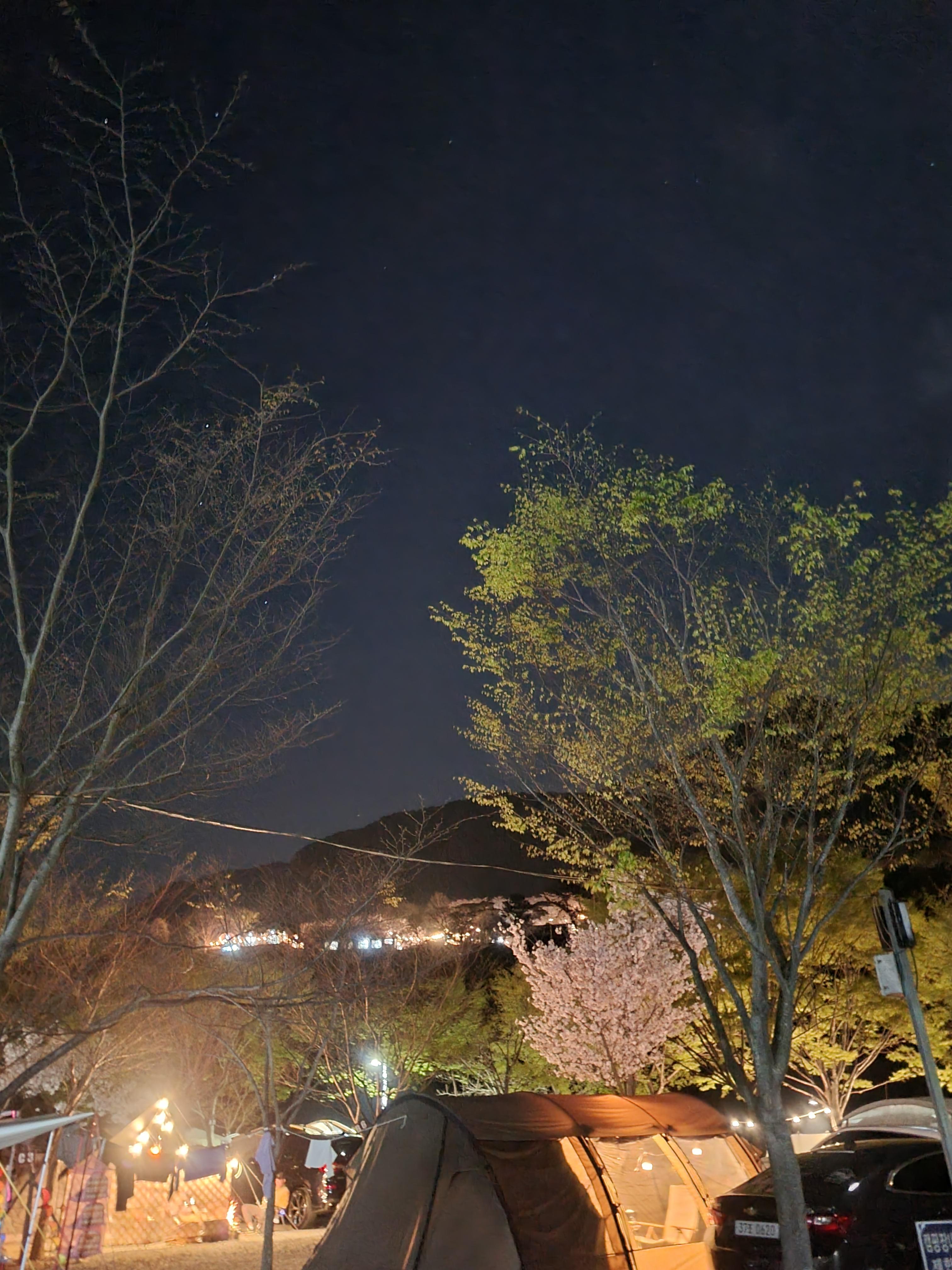 밀양 산여울 캠핑장