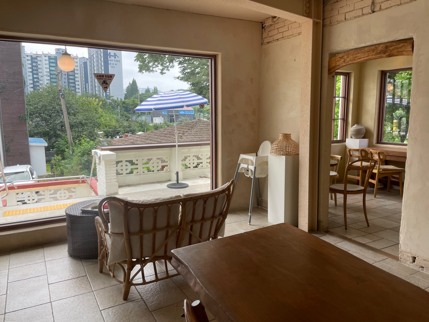 도나스데이 용인 본점 대형베이커리 카페