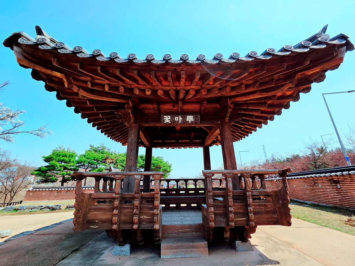 2025년 경인 아라뱃길 매화동산, 인천 매화마을: 주차, 먹거리