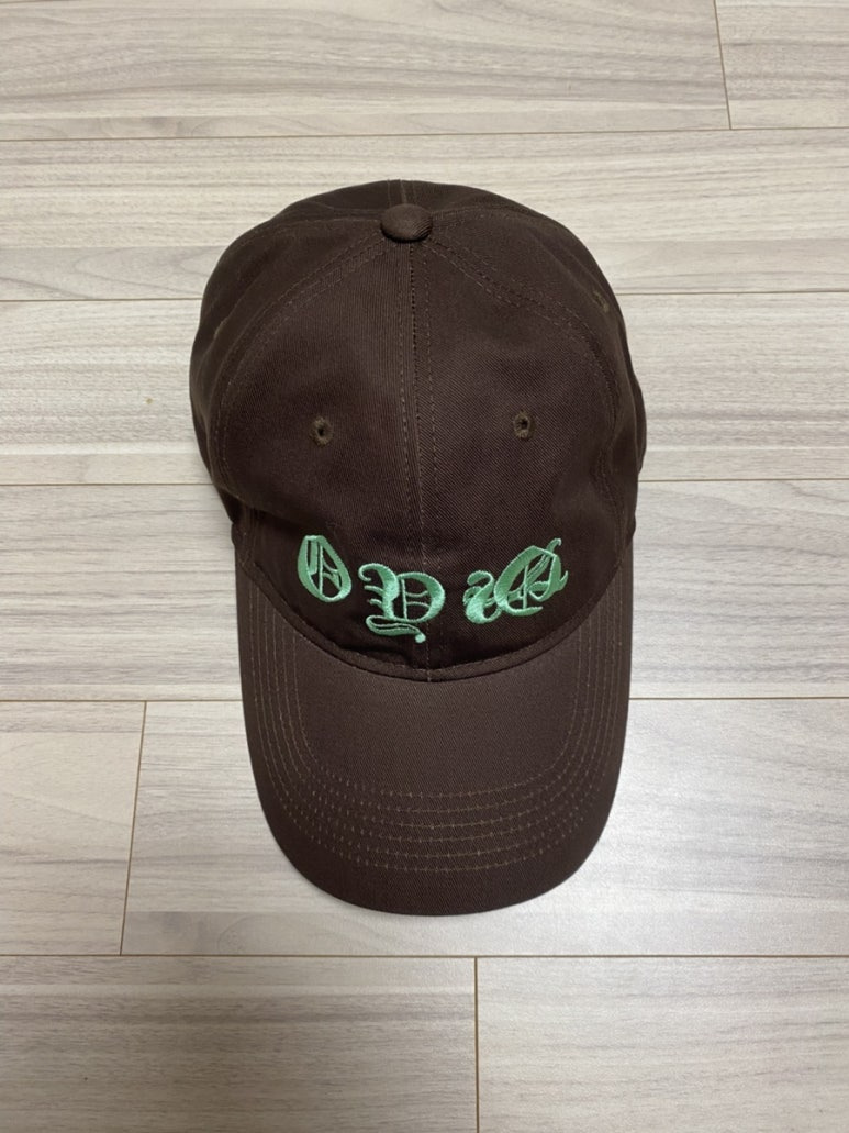 오와이(OY) 데빌 로고 레터링 볼캡 모자 브라운 BROWN