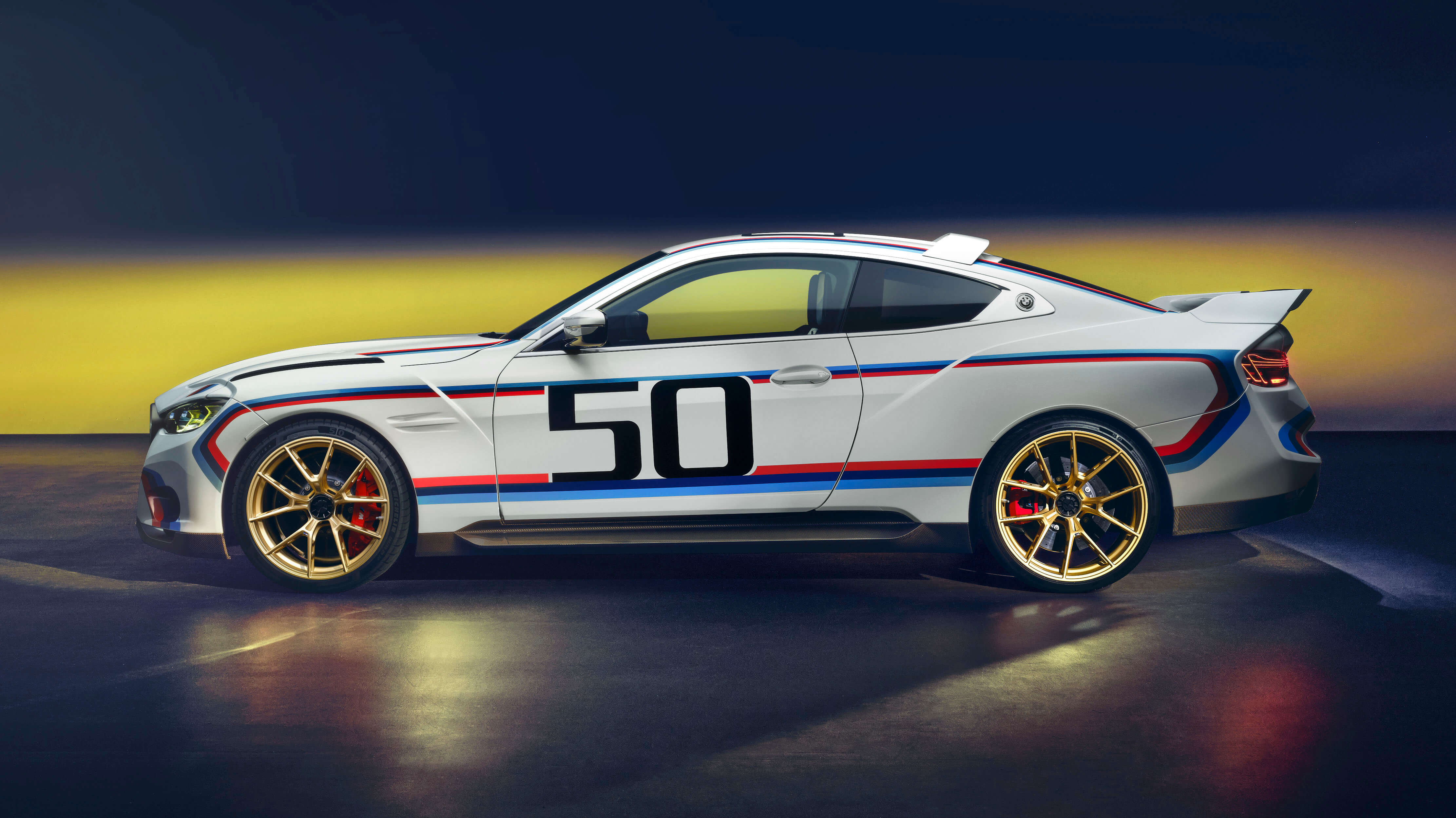2023-BMW-3.0-CSL-측면부-디자인